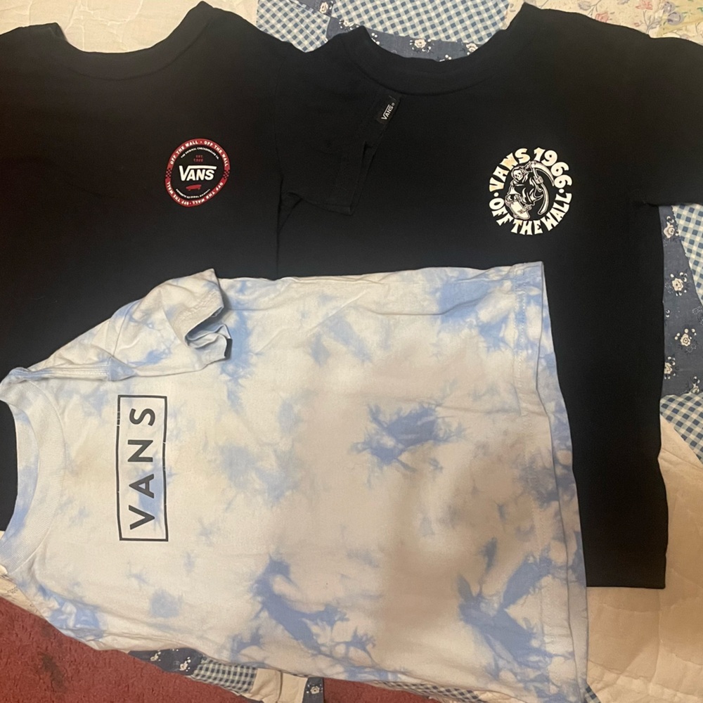 Vans T-shirt size 2T lot of 3